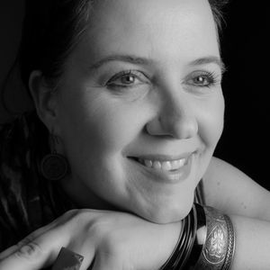 Meet your Posher, Elaine